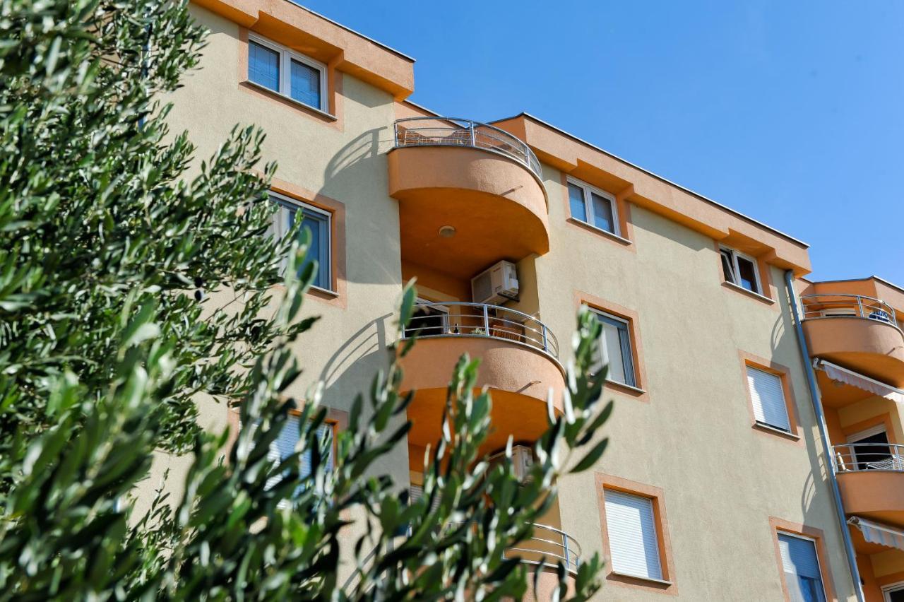 Roko Apartament *